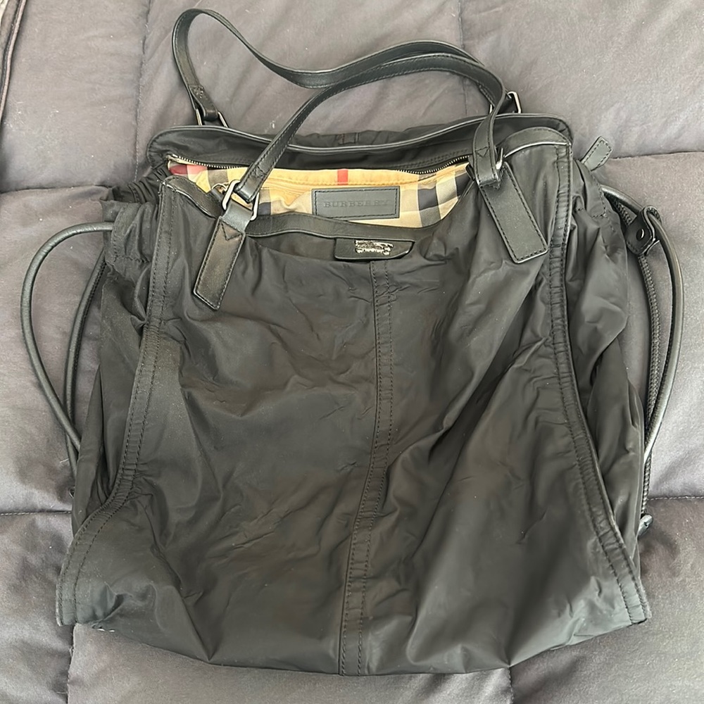 Burberry tote